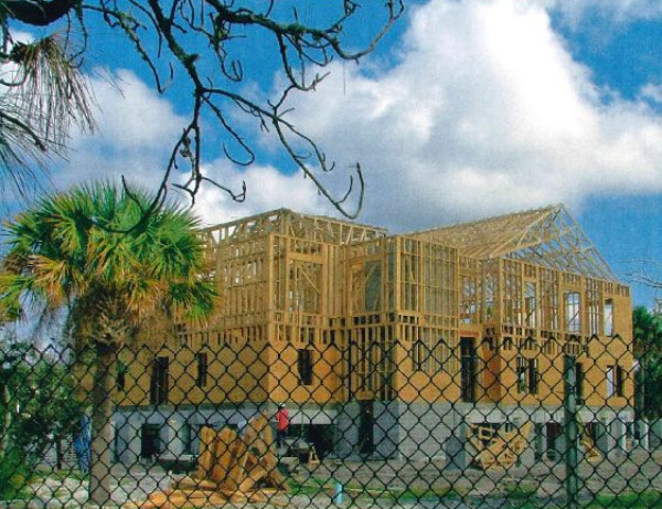 Construction of home at St George Plantation.